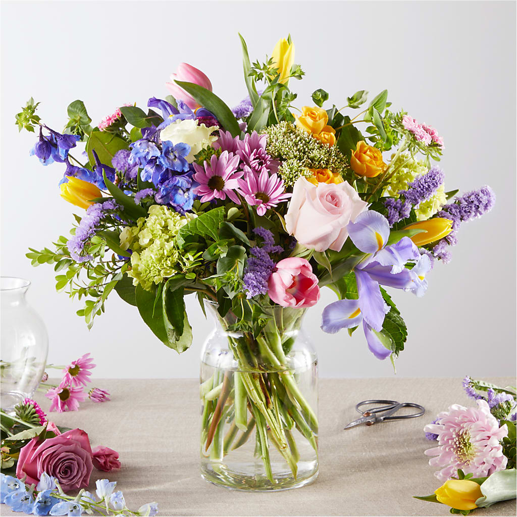 Pastel Tradition - A Florist Original – Floral Expressions, Auburn IL