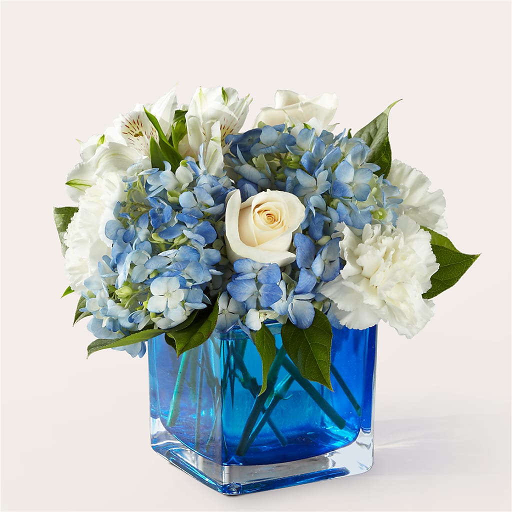 Soothing Waters Bouquet – Floral Expressions, Auburn IL