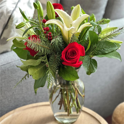 Sparkling Snowflakes Bouquet –  Floral Expressions, Auburn IL