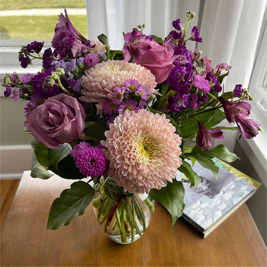 Ultraviolet Bouquet –  Floral Expressions, Auburn IL