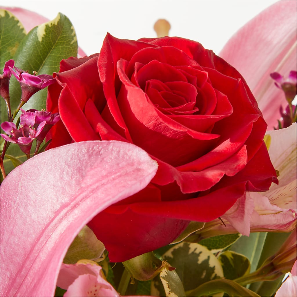 Lucky in Love Bouquet –  Floral Expressions, Auburn IL