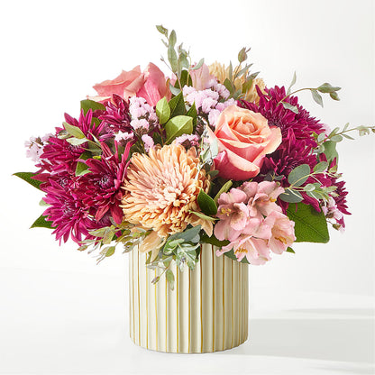 Berry Cobbler Bouquet with Ivory Vase –  Floral Expressions, Auburn IL