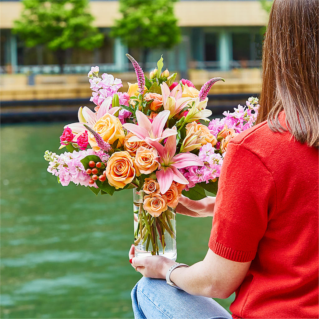 Bisous Bouquet –  Floral Expressions, Auburn IL