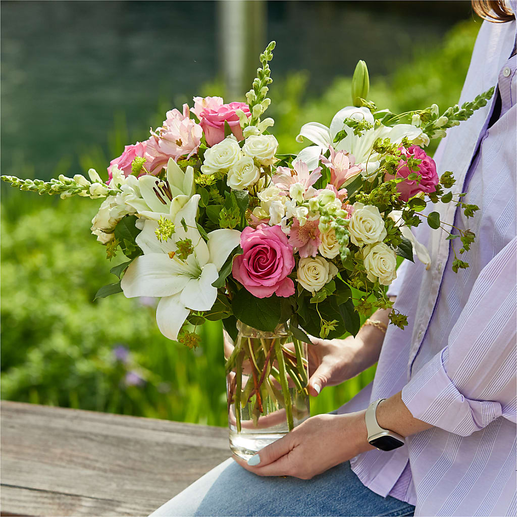 Fondly Bouquet –  Floral Expressions, Auburn IL